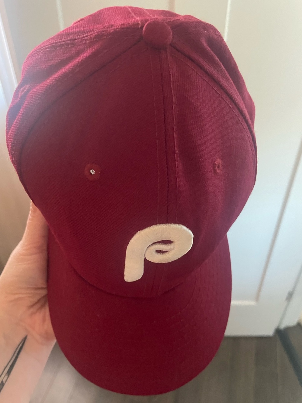 New Era 59Fifty Wool Philadelphia Phillies Baseball Hat Size 7 1/2 in Maroon